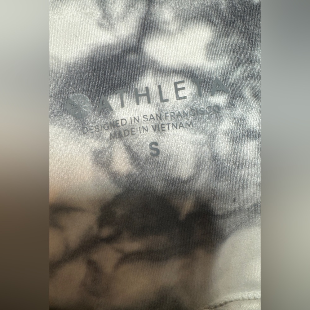 Athleta Salutation Leggings Small 7/8 Gray White Tie Dye - Picture 5 of 5